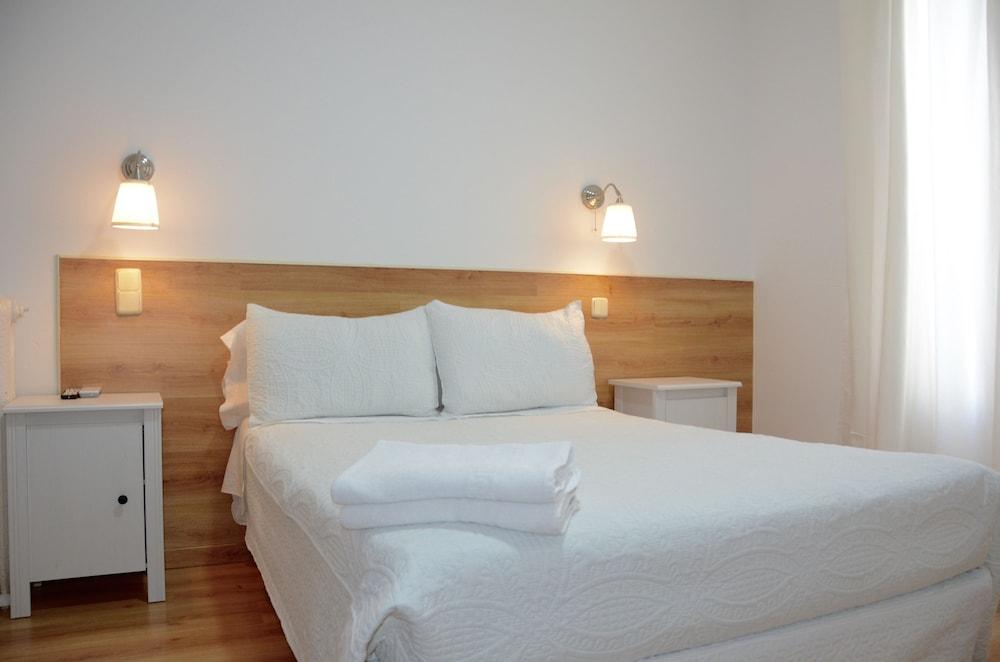 Hostal Nersan2 Мадрид Экстерьер фото