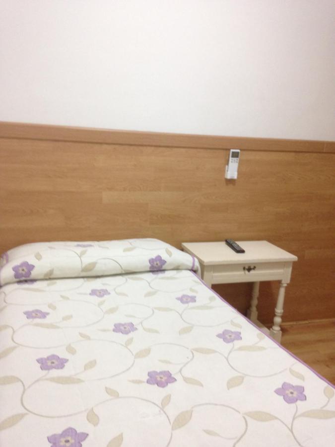 Hostal Nersan2 Мадрид Экстерьер фото